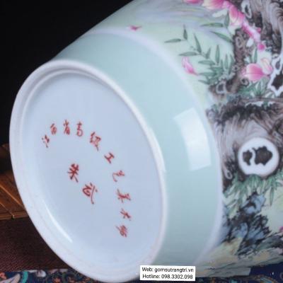 BÌNH SỨ VẼ GÀ GIA LẠC VÔ ƯU